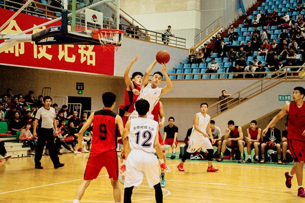 安徽省高校“篮球嘉年华”活动在我校举办